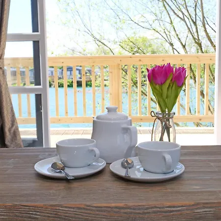 New - Water Lily Luxury Lakeside Malton